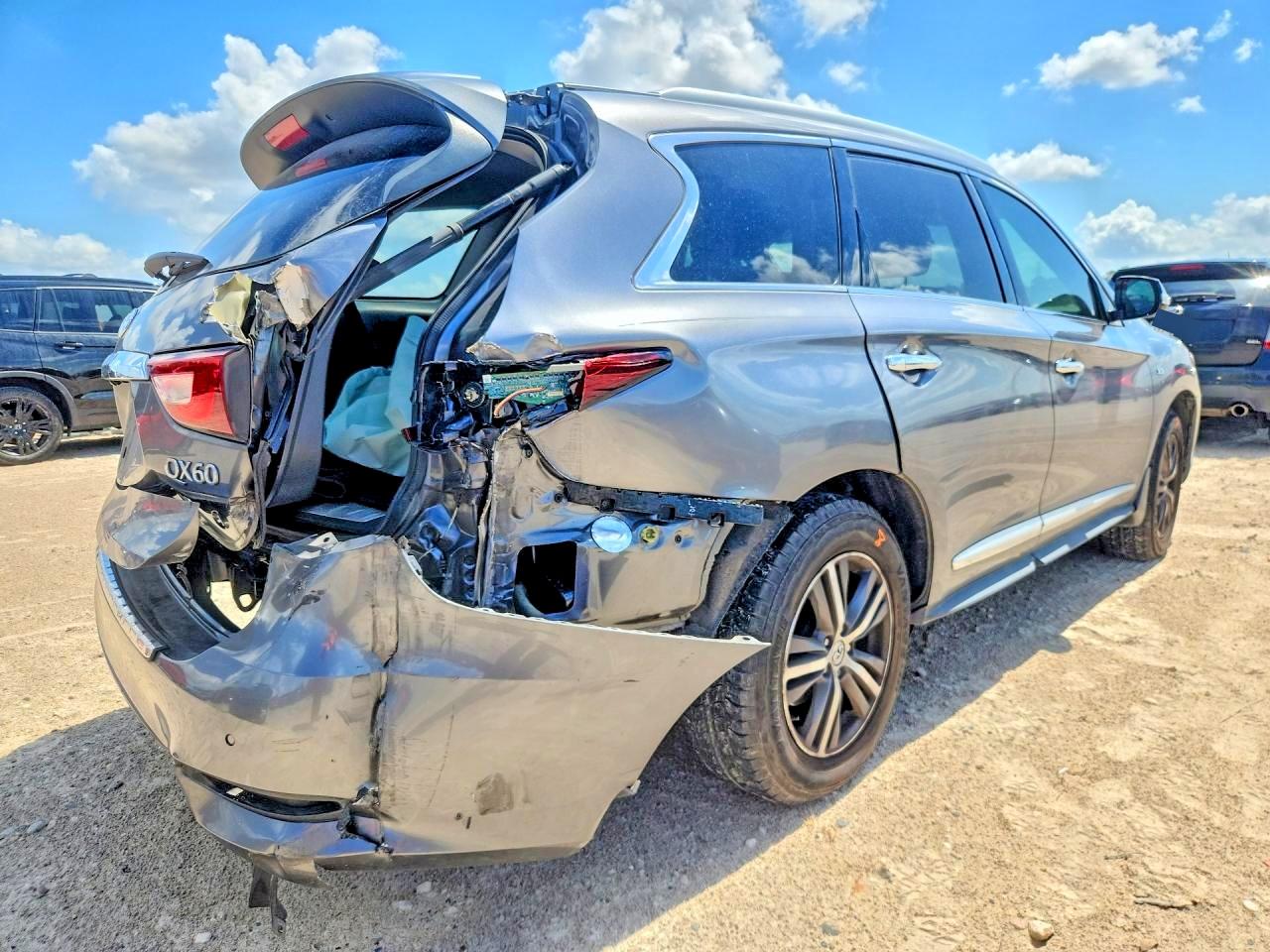 2017 INFINITI QX60 BASE — снимка 3
