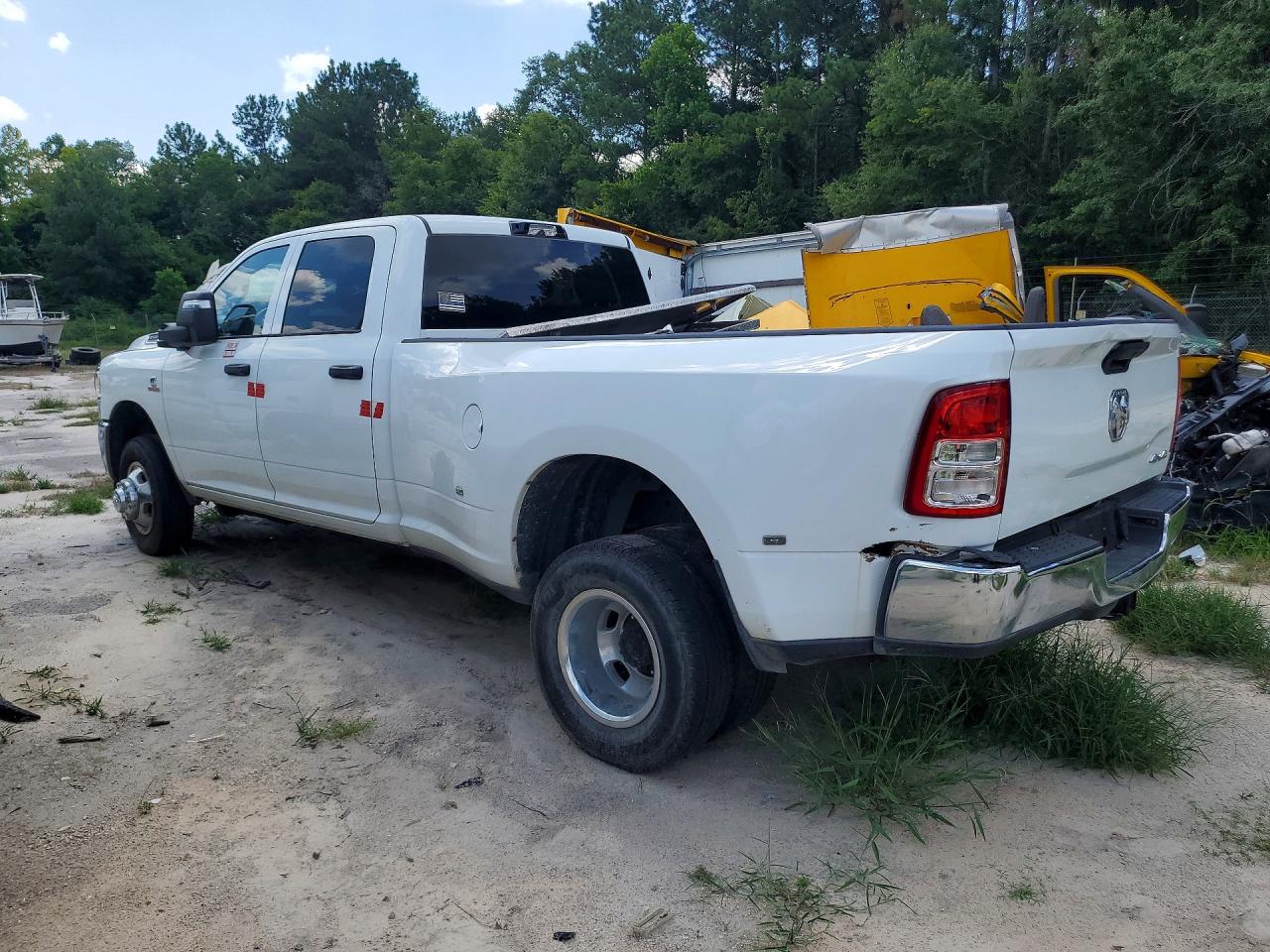 2024 RAM 3500 TRADESMAN — снимка 2