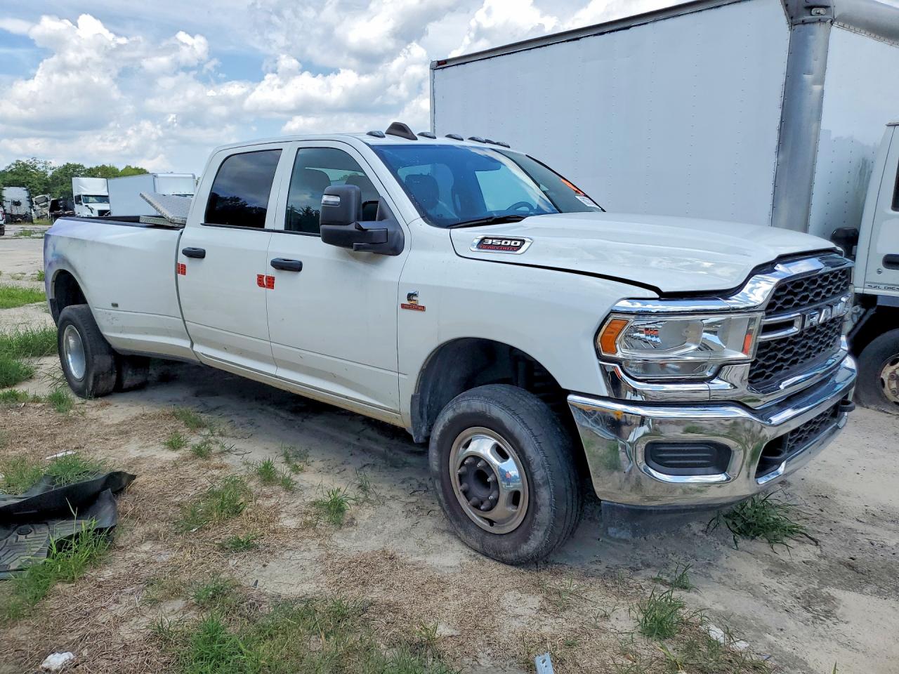 2024 RAM 3500 TRADESMAN — снимка 4