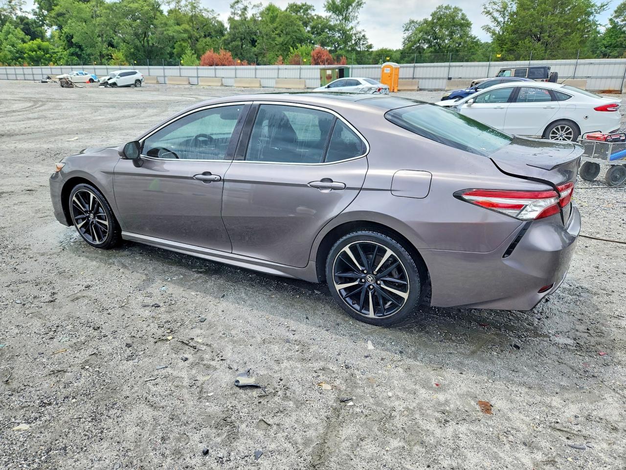 2018 TOYOTA CAMRY XSE — снимка 2