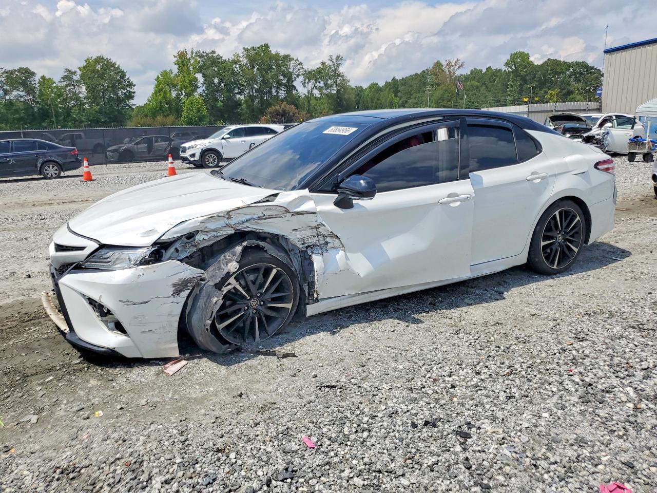 2020 TOYOTA CAMRY XSE