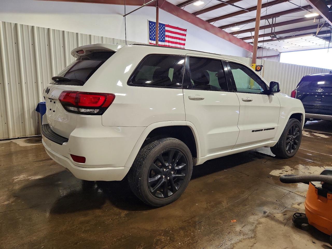 2022 JEEP GRAND CHEROKEE LAREDO E — снимка 3