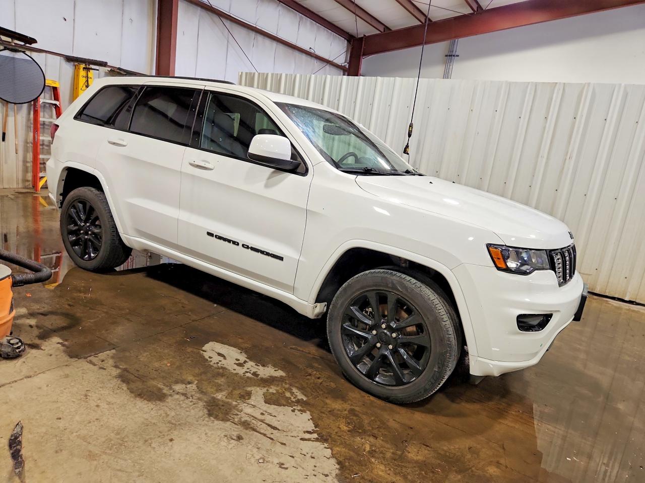 2022 JEEP GRAND CHEROKEE LAREDO E — снимка 4
