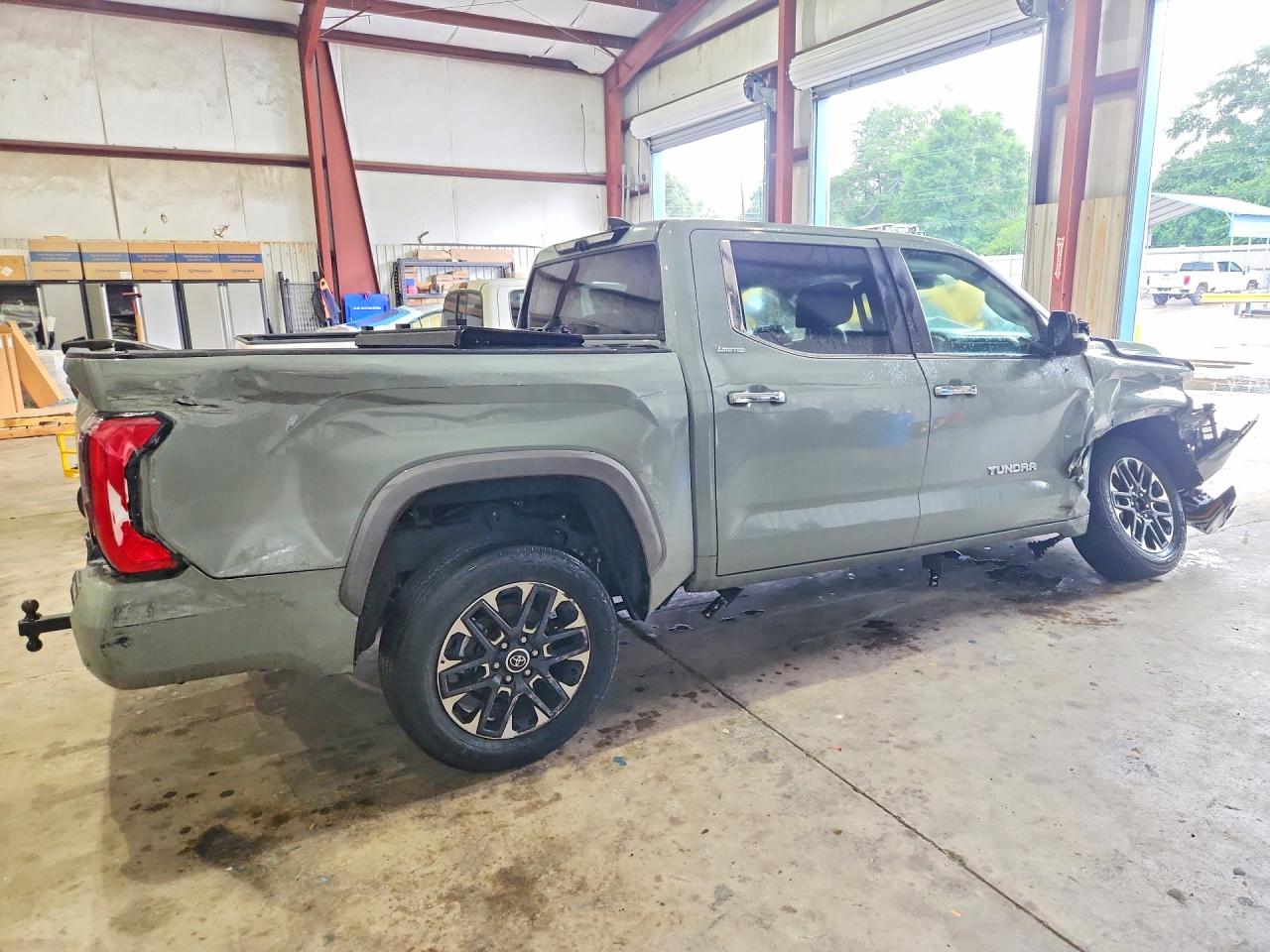2024 TOYOTA TUNDRA CREWMAX LIMITED — снимка 3