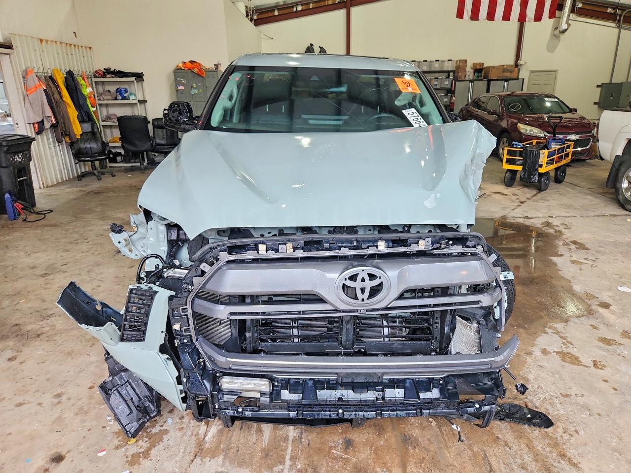 2024 TOYOTA TUNDRA CREWMAX LIMITED — снимка 5
