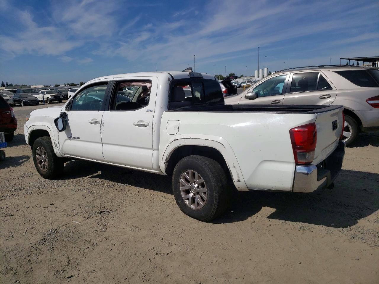 2018 TOYOTA TACOMA SR5 V6 — снимка 2