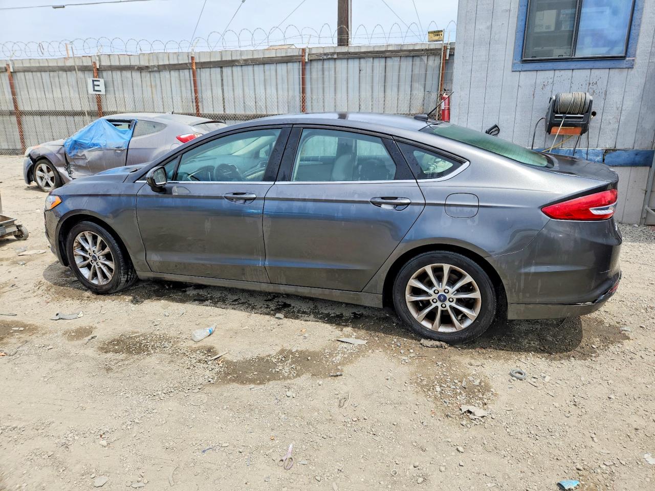 2017 FORD FUSION SE — снимка 2