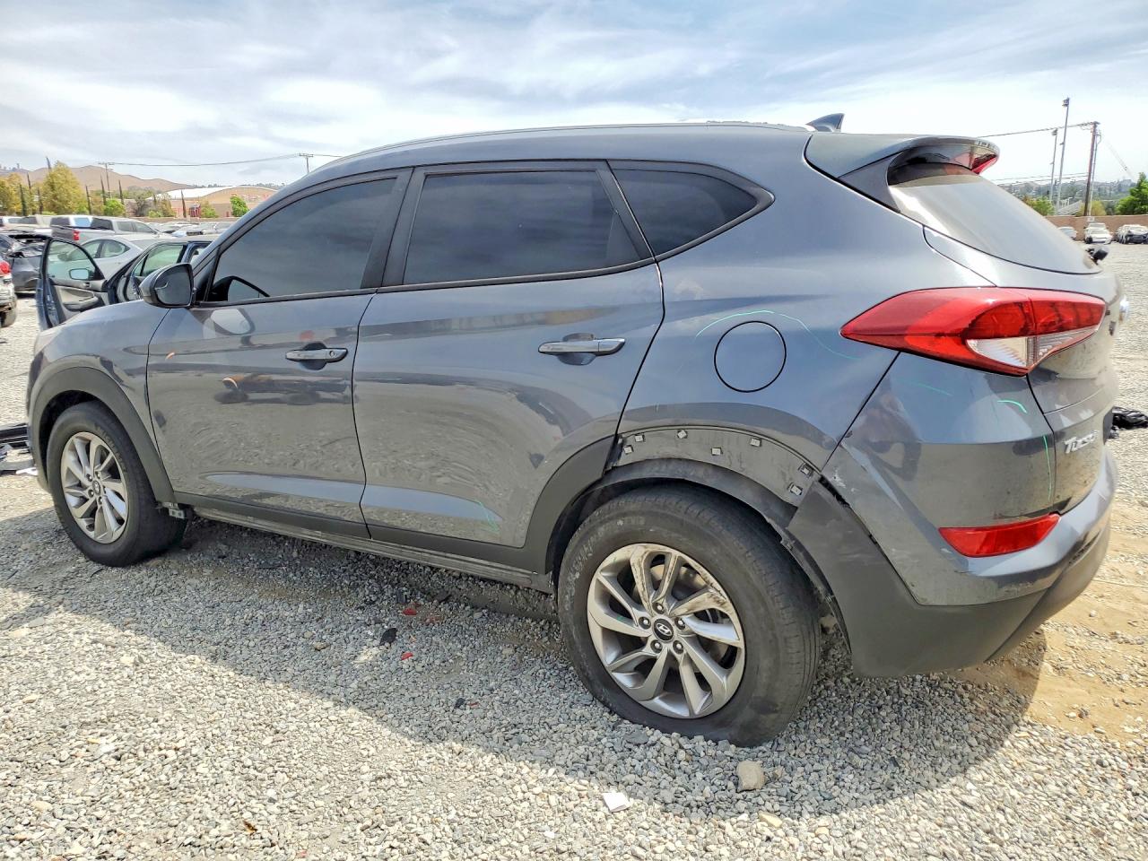 2018 HYUNDAI TUCSON SEL — снимка 2