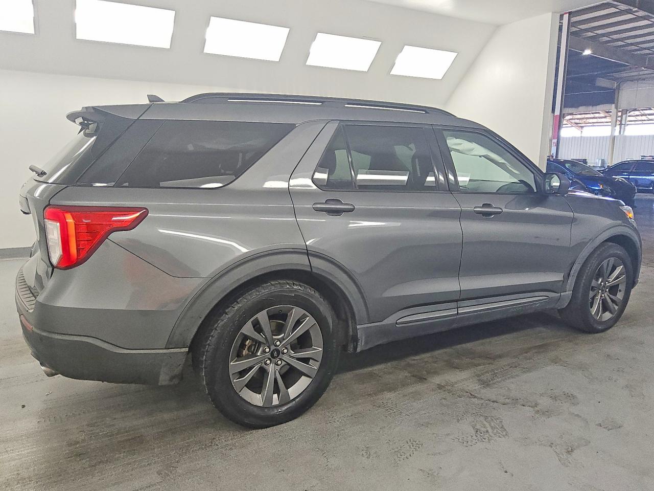 2021 FORD EXPLORER XLT — снимка 3