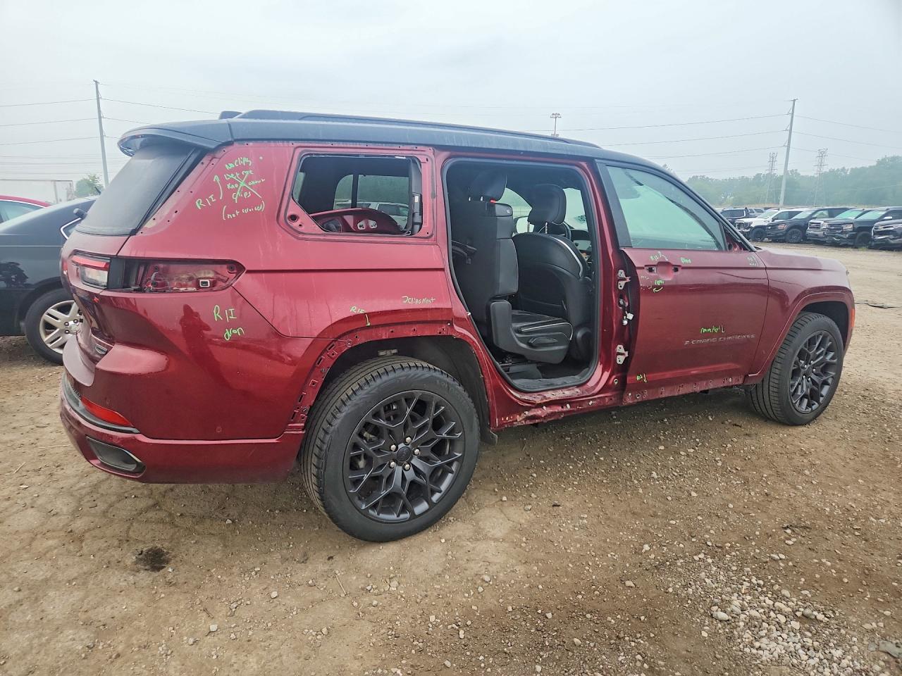 2023 JEEP GRAND CHEROKEE L SUMMIT — снимка 3