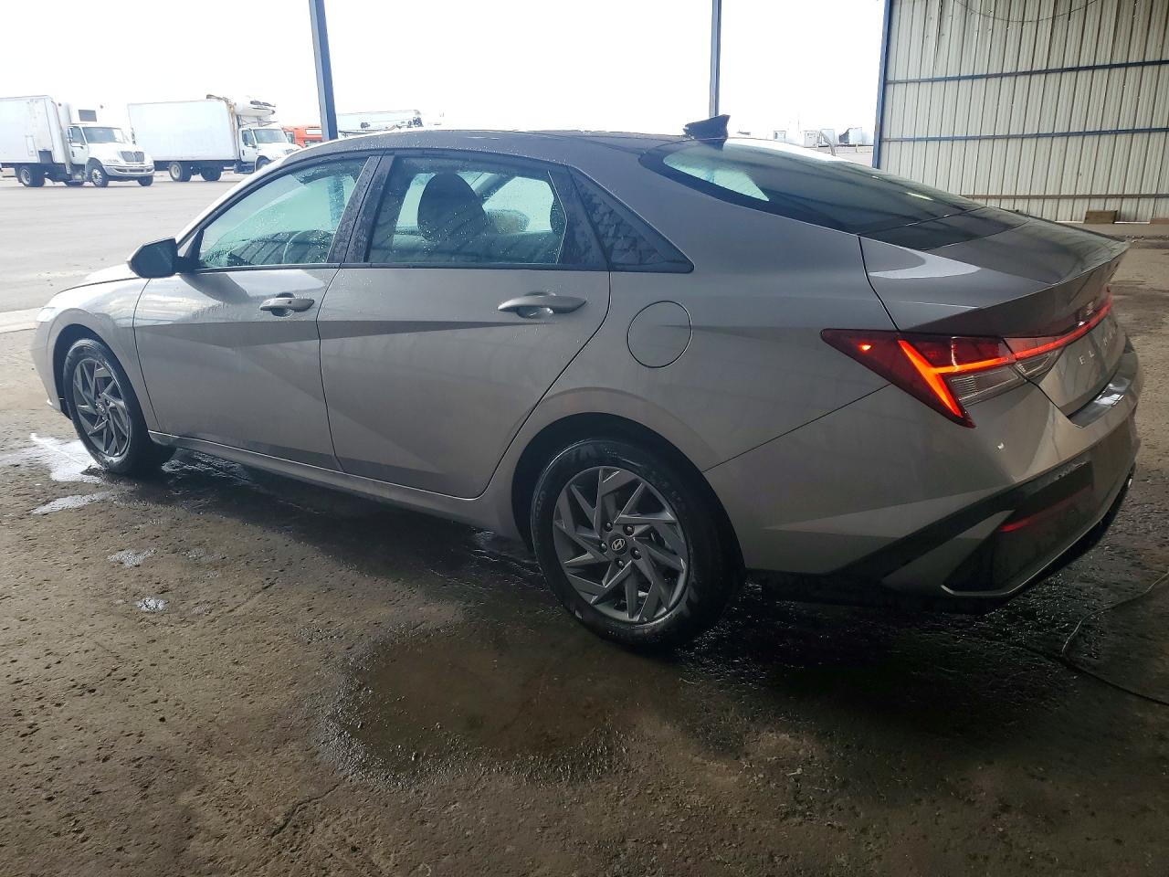 2026 HYUNDAI ELANTRA HYBRID BLUE — снимка 2