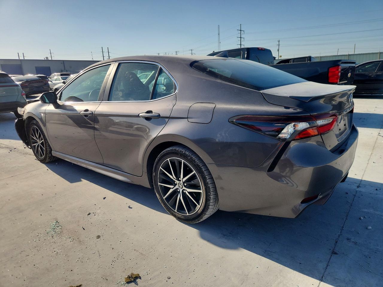 2024 TOYOTA CAMRY SE — снимка 2