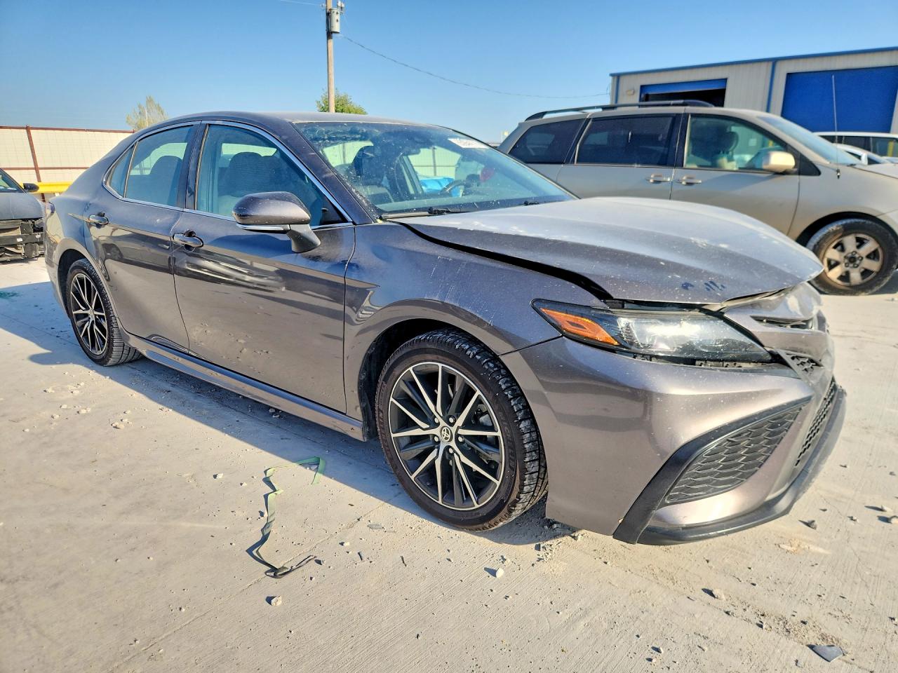 2024 TOYOTA CAMRY SE — снимка 4