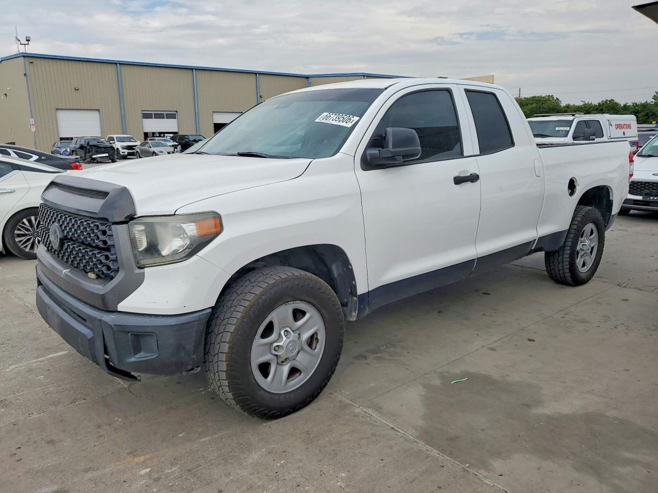 2018 TOYOTA TUNDRA SR