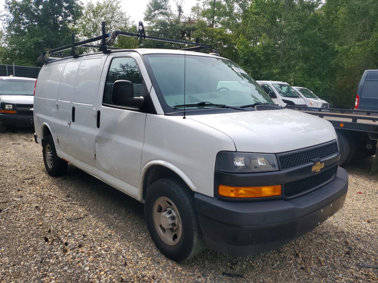 2022 CHEVROLET EXPRESS G3500 — снимка 4