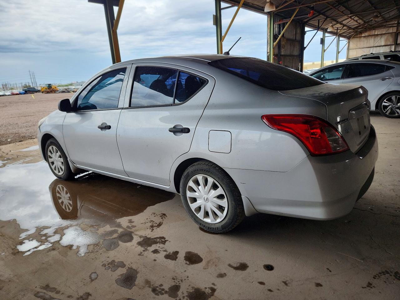 2015 NISSAN VERSA 1.6 S — снимка 2