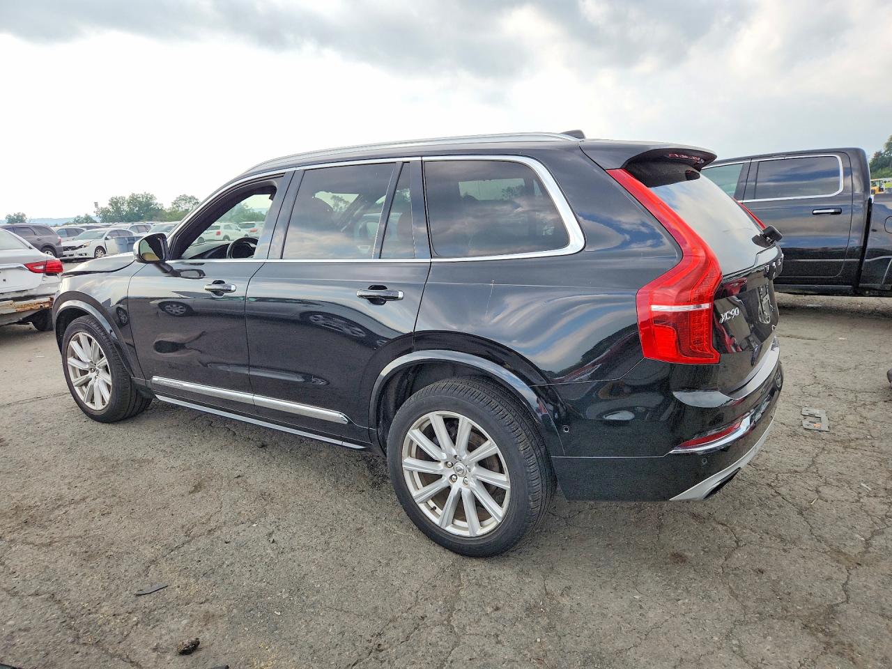 2016 VOLVO XC90 T6 — снимка 2