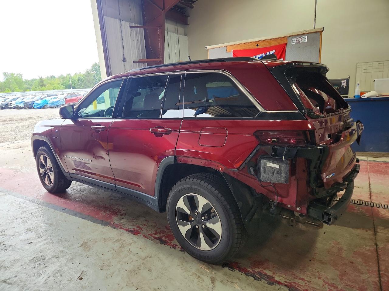 2024 JEEP GRAND CHEROKEE LIMITED 4XE — снимка 2