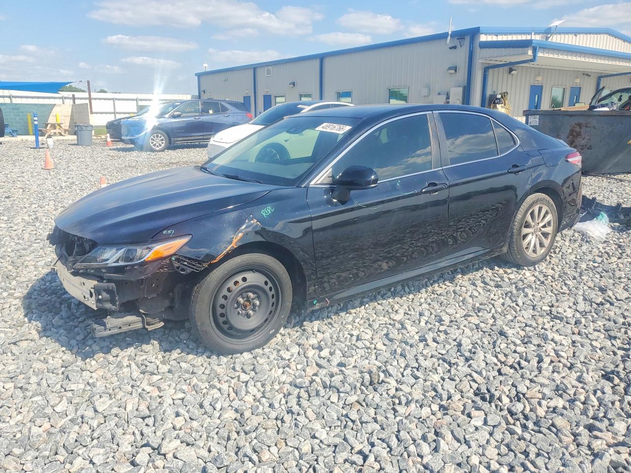 2018 TOYOTA CAMRY LE
