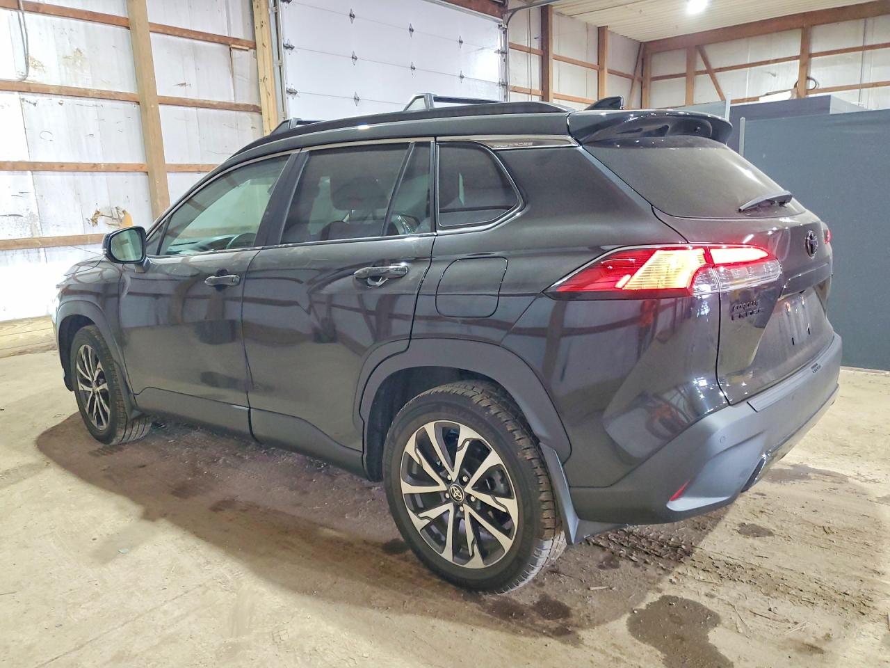 2022 TOYOTA COROLLA CROSS XLE — снимка 2