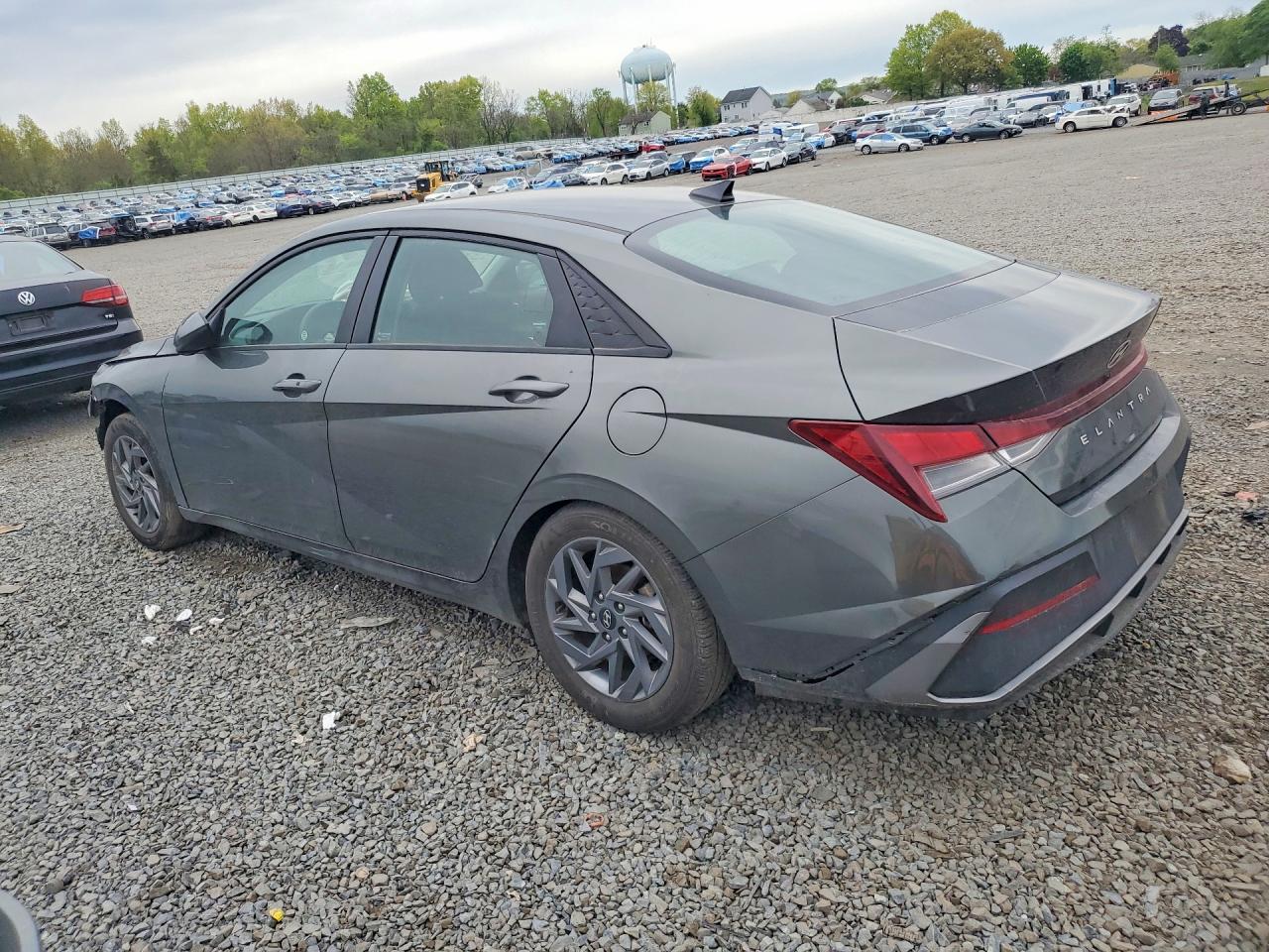 2024 HYUNDAI ELANTRA SEL — снимка 2
