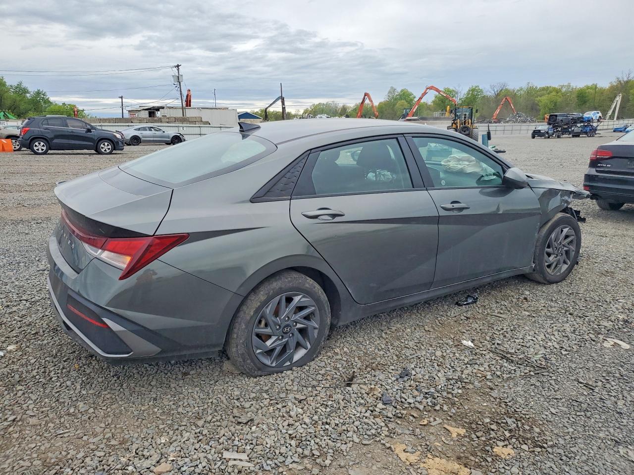 2024 HYUNDAI ELANTRA SEL — снимка 3