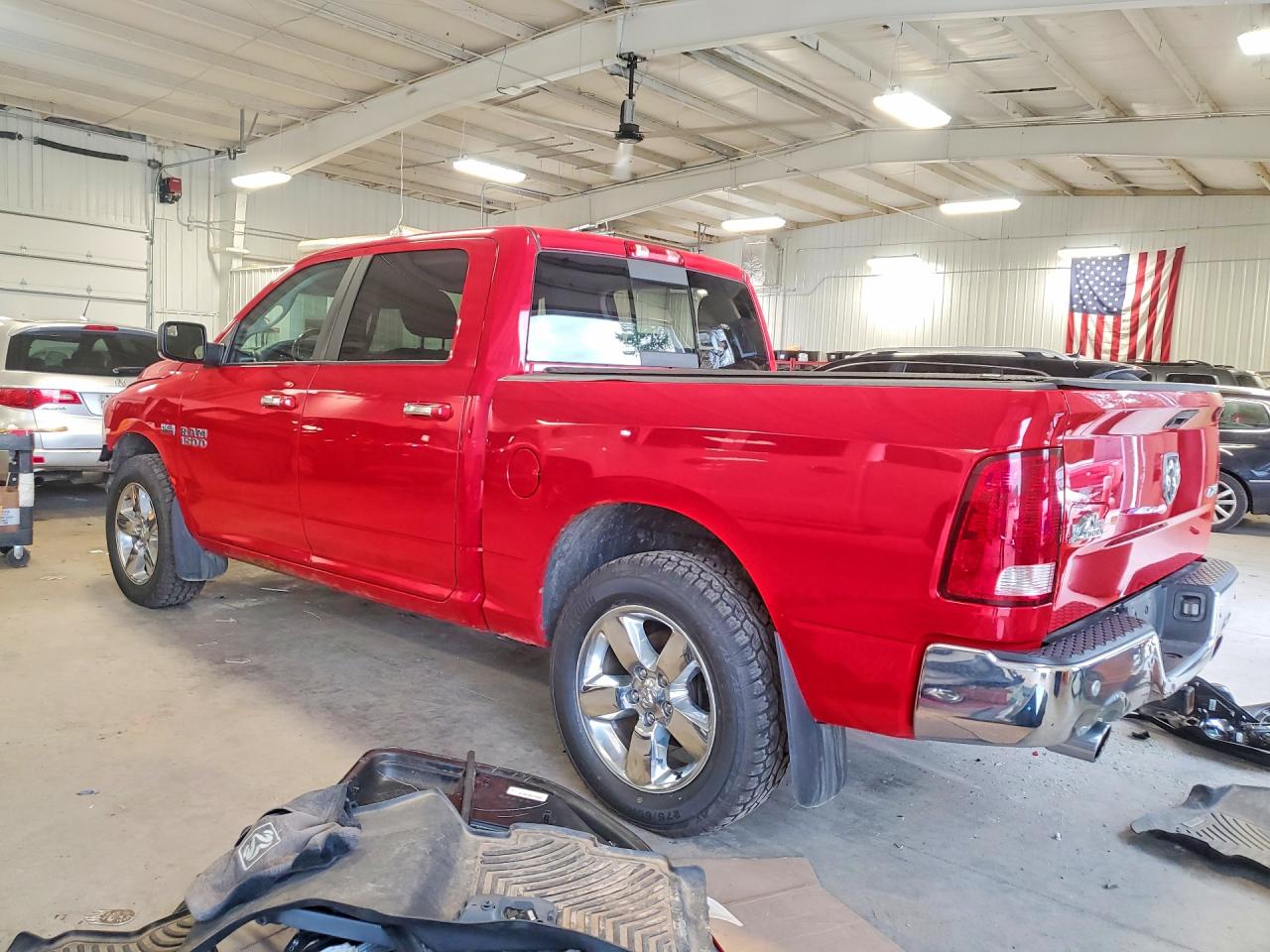 2017 RAM 1500 SLT — снимка 2