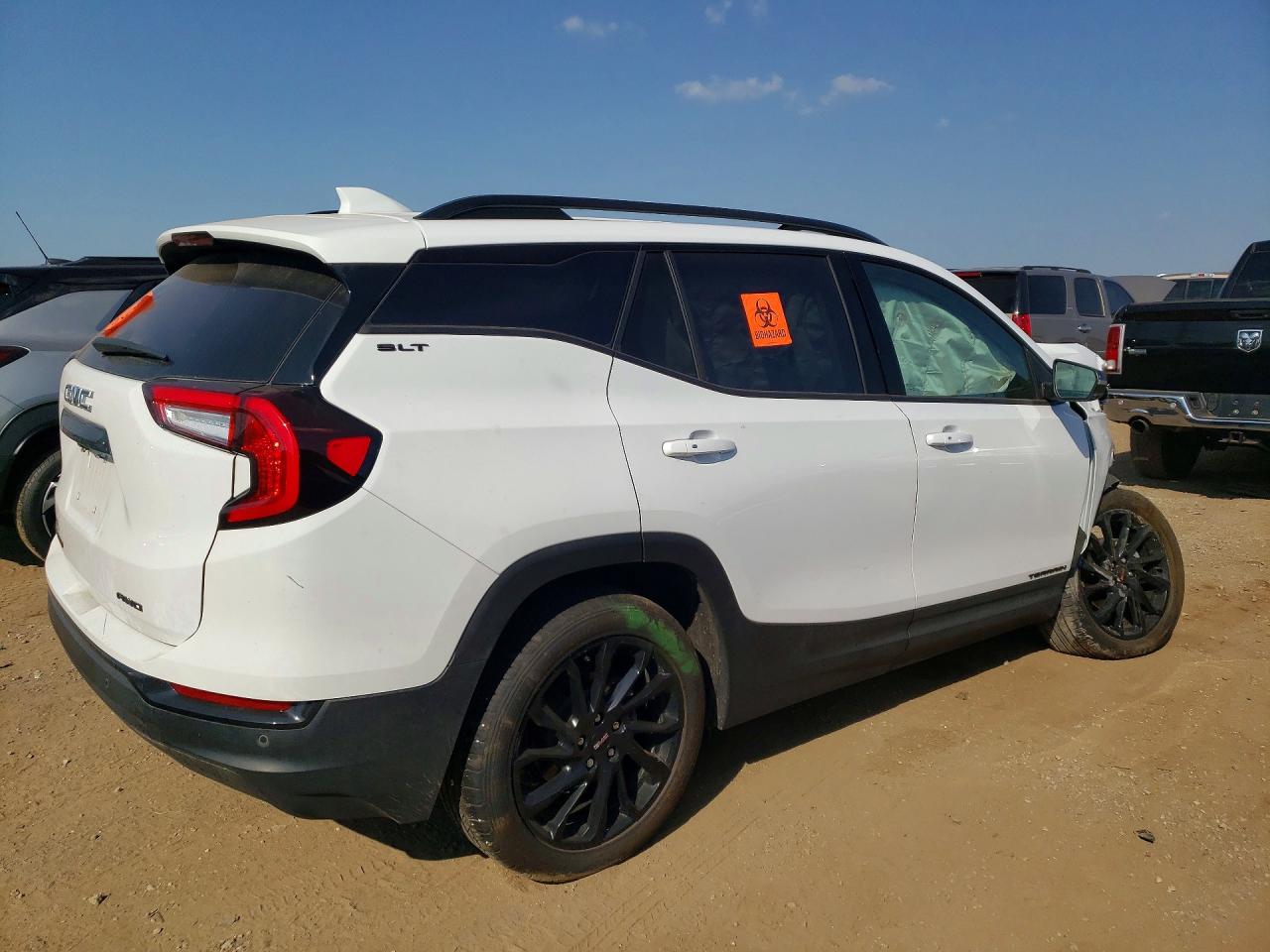 2024 GMC TERRAIN SLT — снимка 3