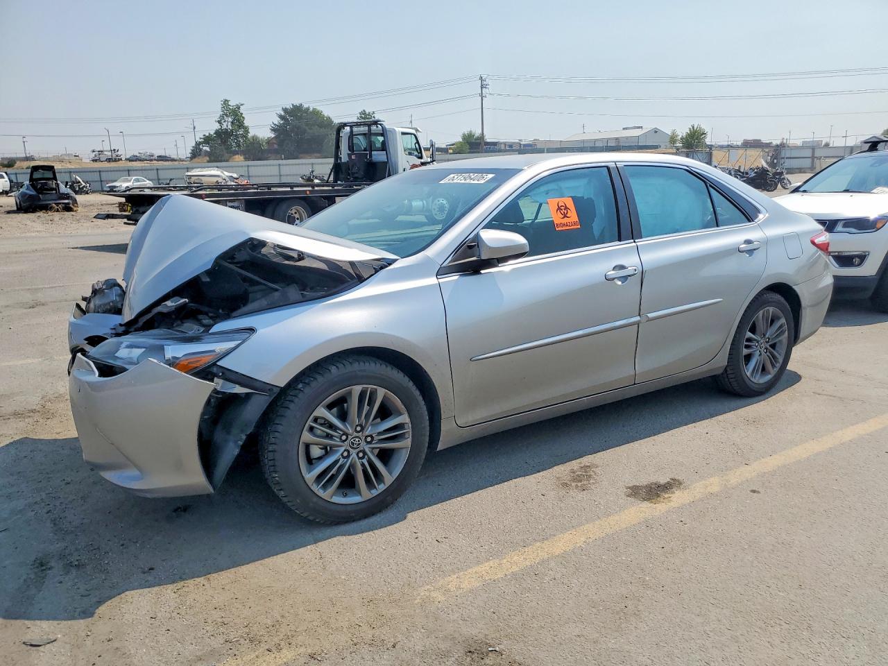 2016 TOYOTA CAMRY SE