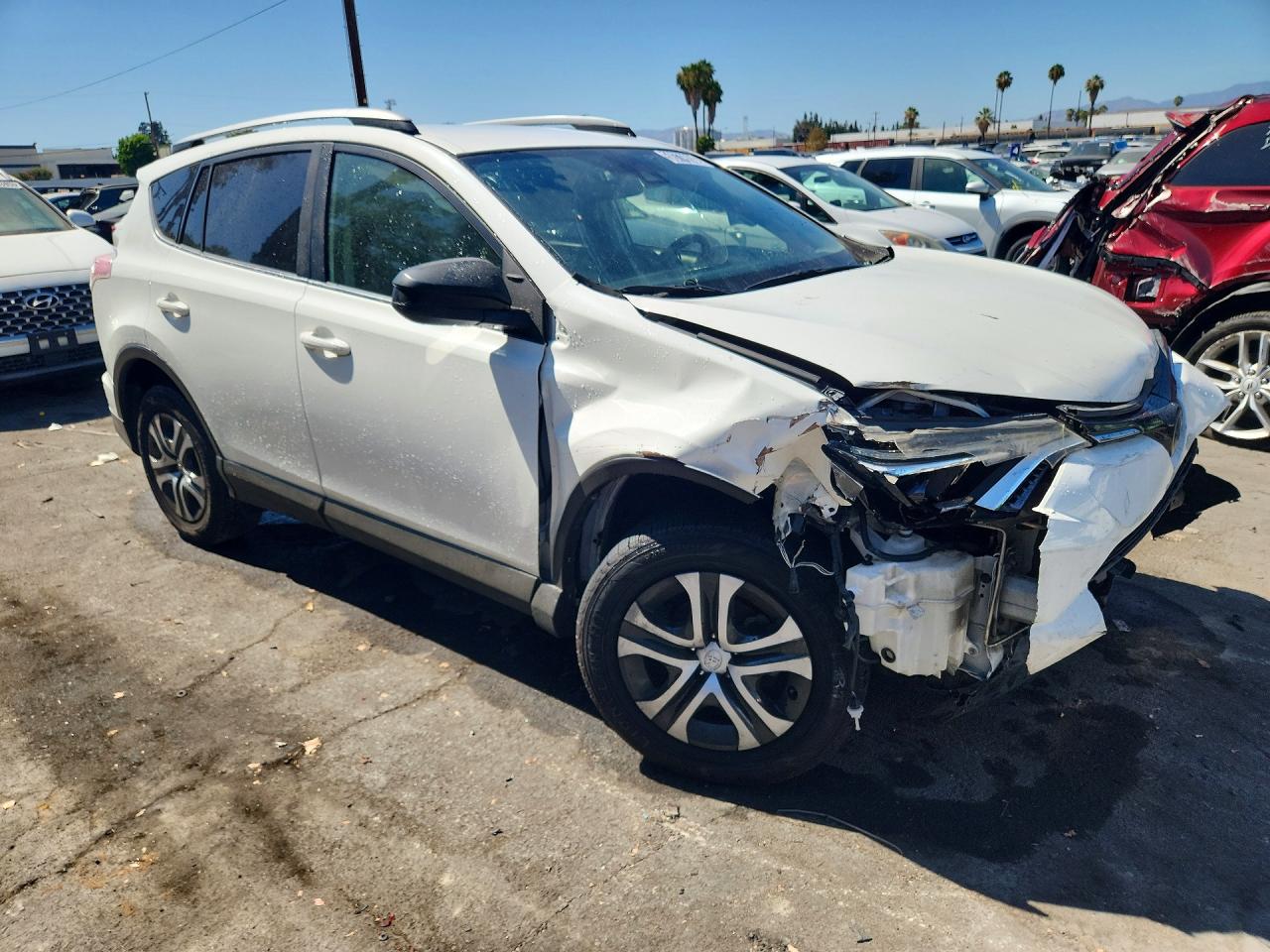 2017 TOYOTA RAV4 LE — снимка 4