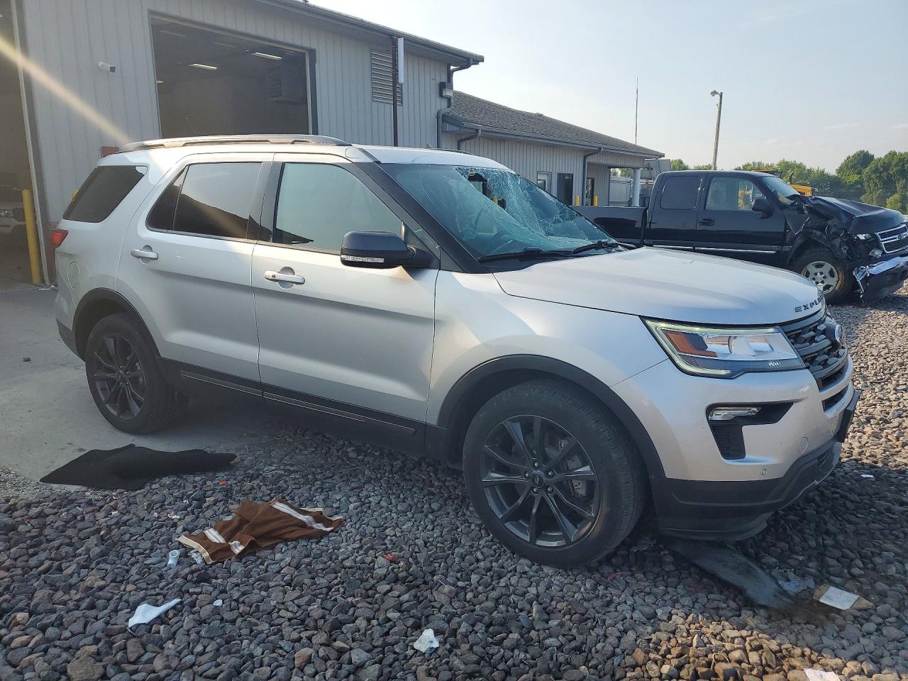 2018 FORD EXPLORER XLT — снимка 4