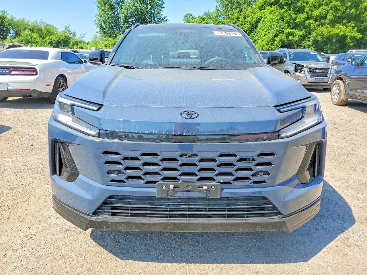 2026 TOYOTA RAV4 LE — снимка 5