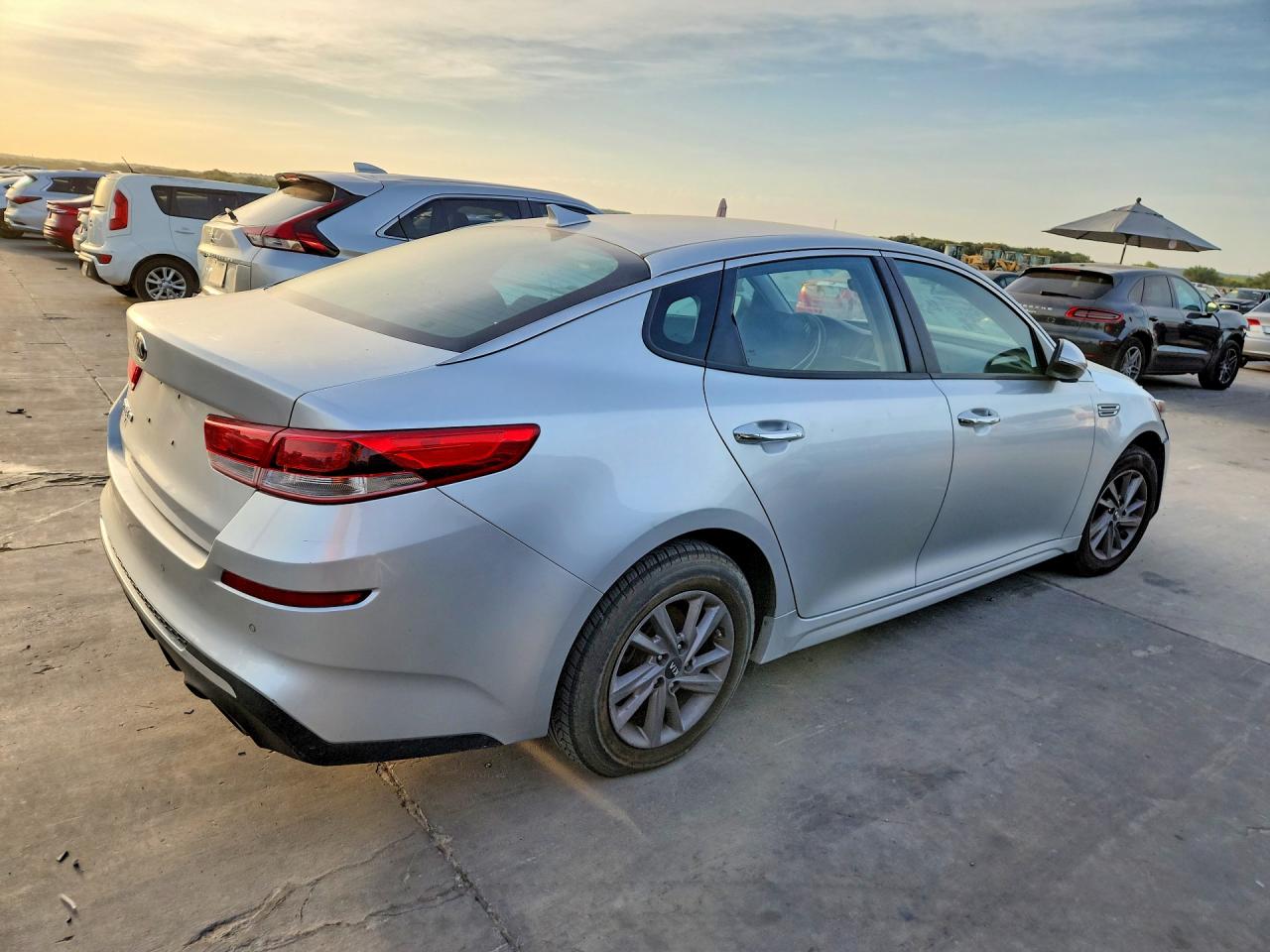 2020 KIA OPTIMA LX — снимка 3