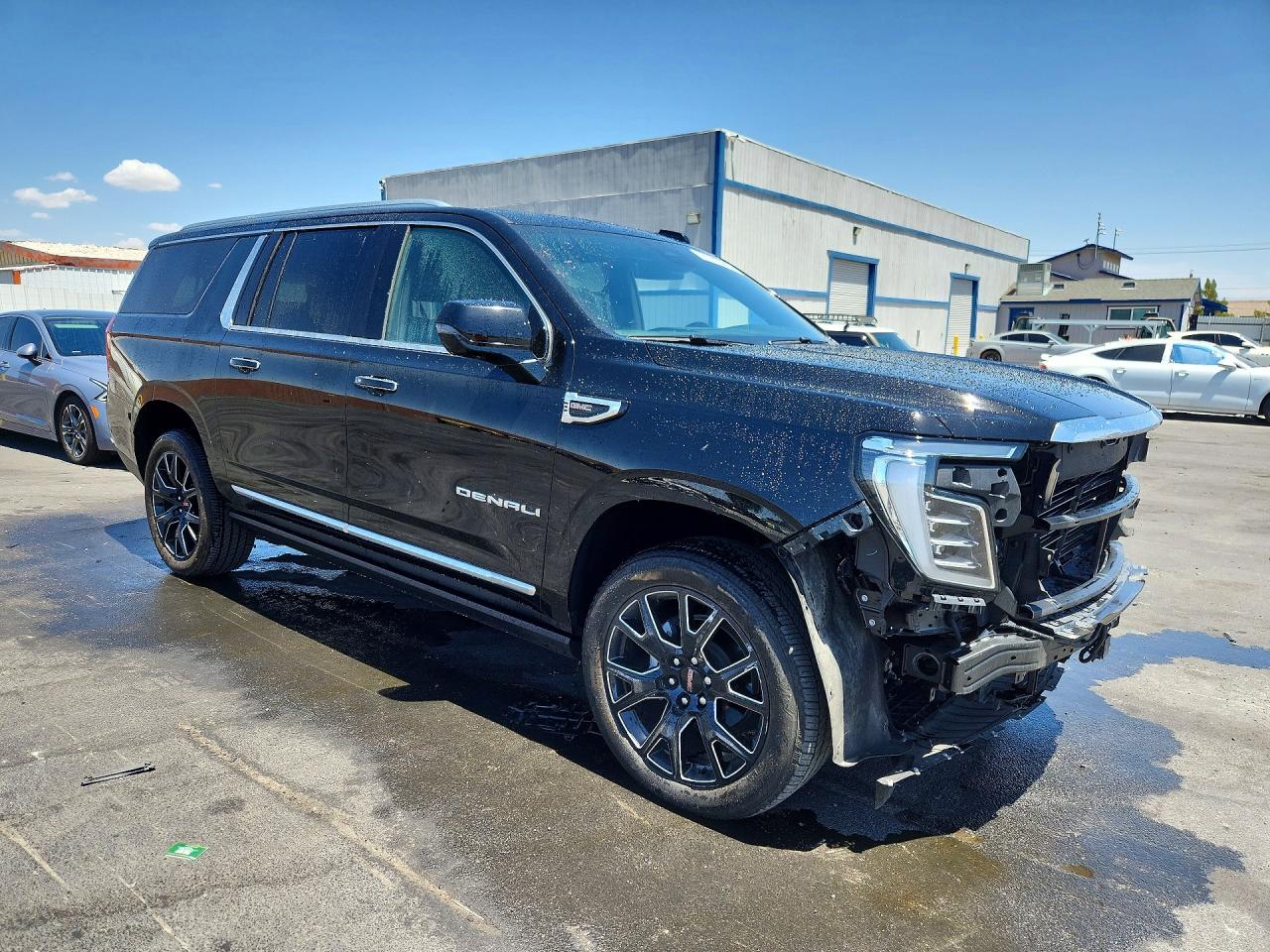 2025 GMC YUKON XL DENALI — снимка 4