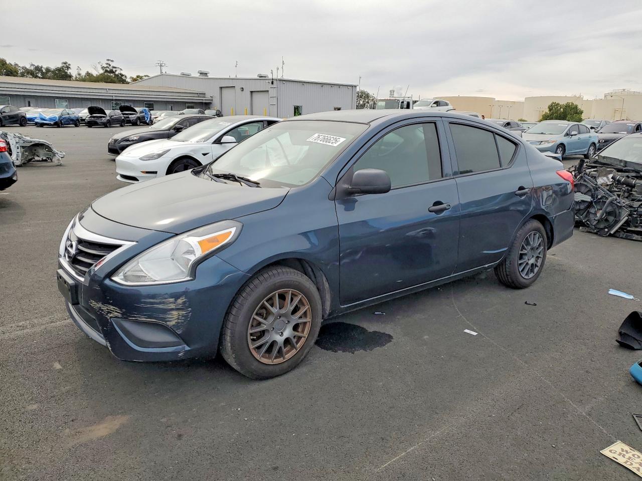 2015 NISSAN VERSA S