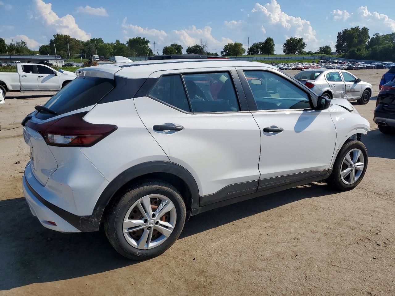 2023 NISSAN KICKS S — снимка 3
