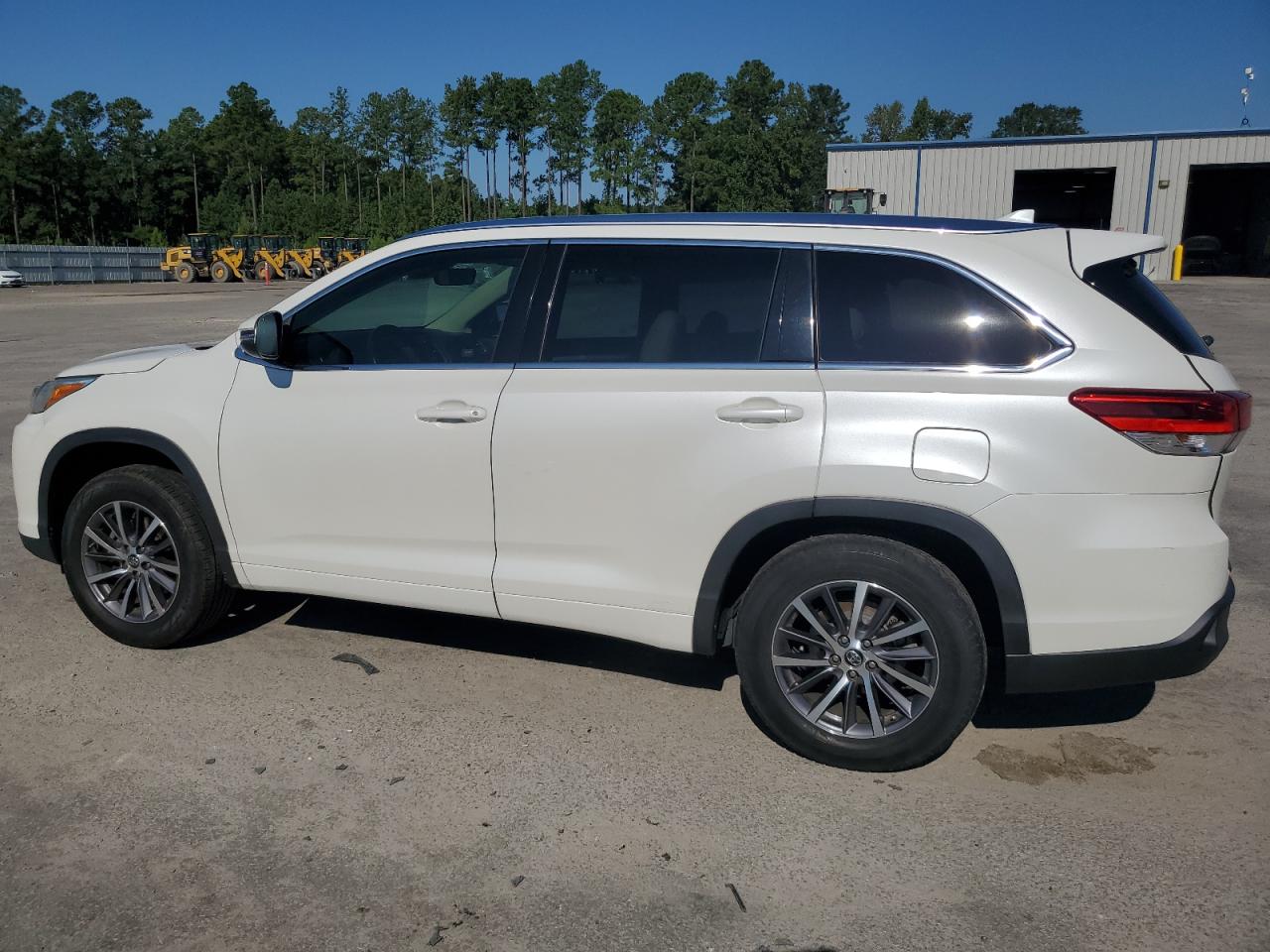 2018 TOYOTA HIGHLANDER SE — снимка 2