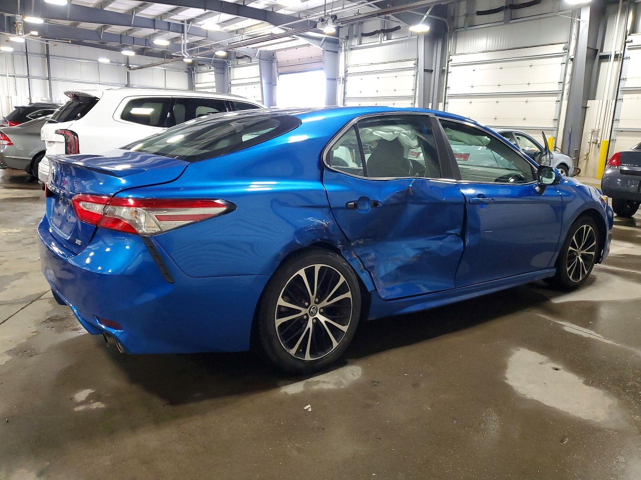 2018 TOYOTA CAMRY SE — снимка 3