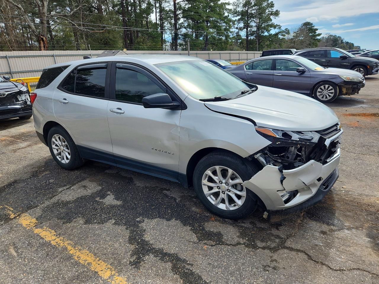 2020 CHEVROLET EQUINOX LS — снимка 4