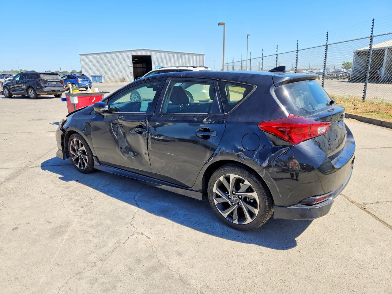 2017 TOYOTA COROLLA IM BASE — снимка 2