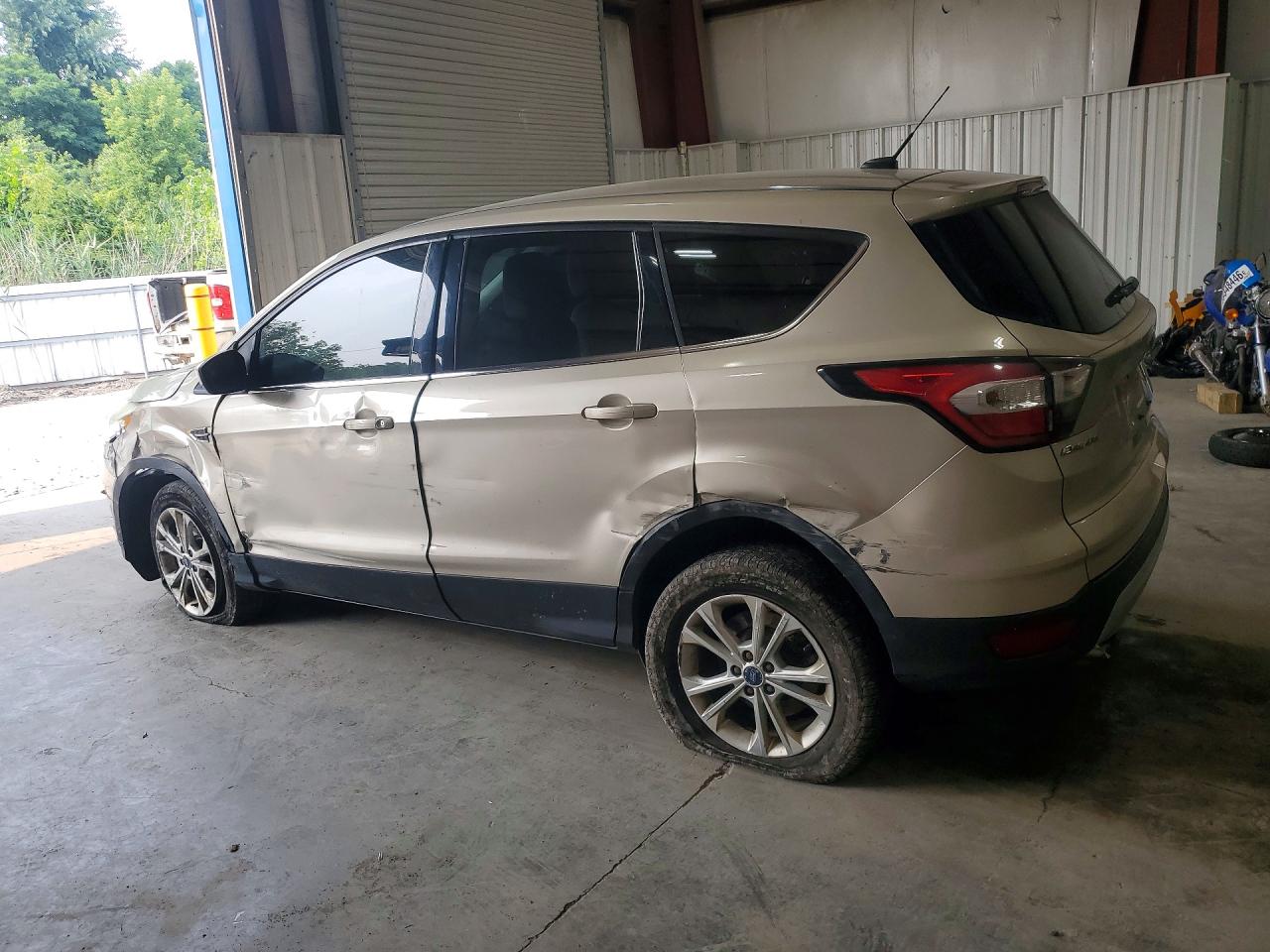 2017 FORD ESCAPE SE — снимка 2