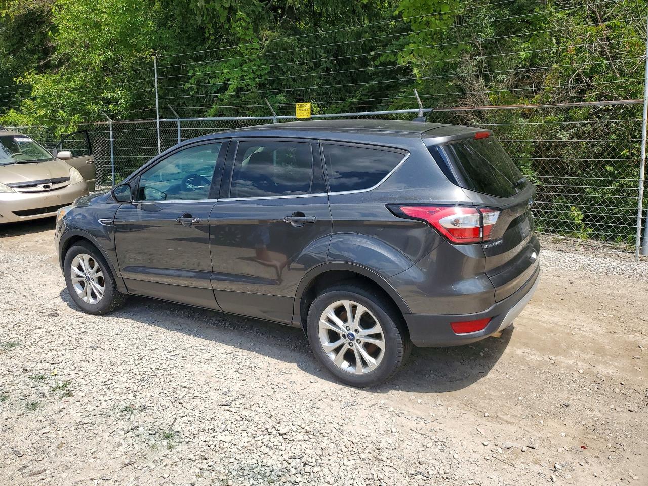 2017 FORD ESCAPE SE — снимка 2