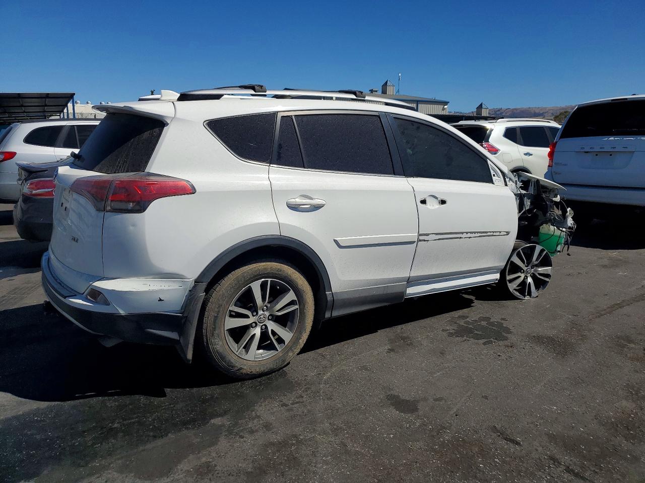2017 TOYOTA RAV4 XLE — снимка 3