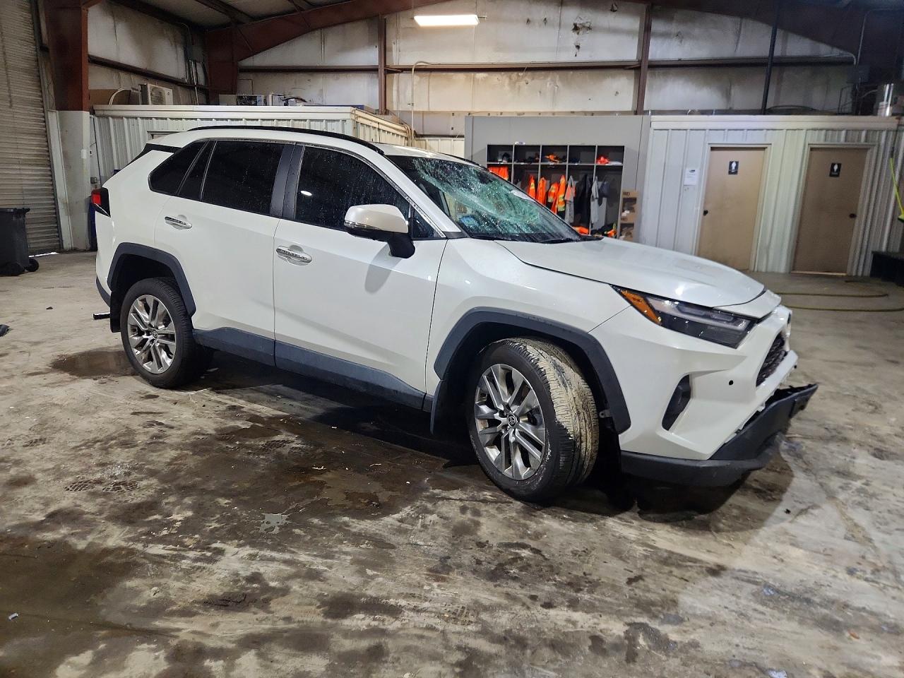 2023 TOYOTA RAV4 LIMITED — снимка 4