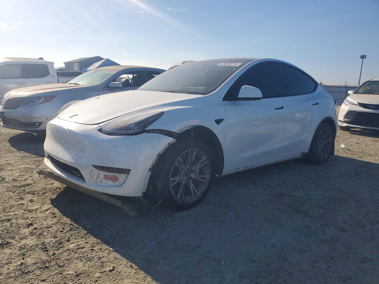 2024 TESLA MODEL Y