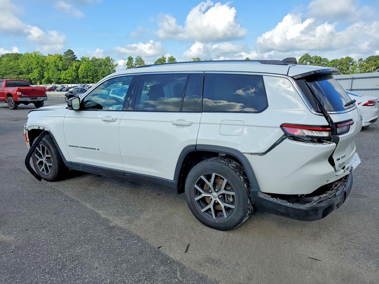 2023 JEEP GRAND CHEROKEE L LIMITED — снимка 2