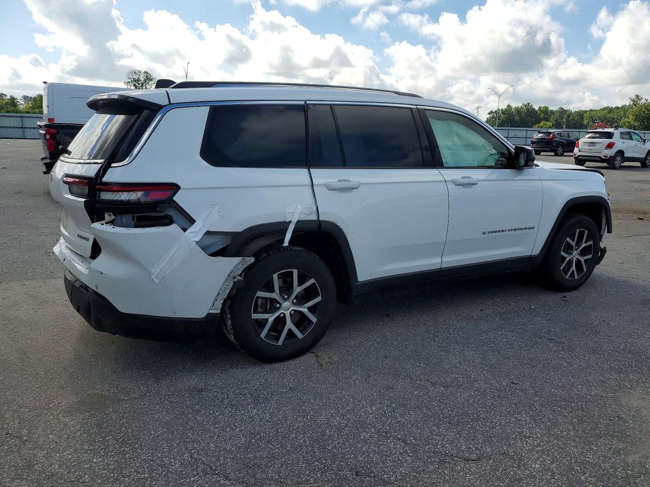 2023 JEEP GRAND CHEROKEE L LIMITED — снимка 3