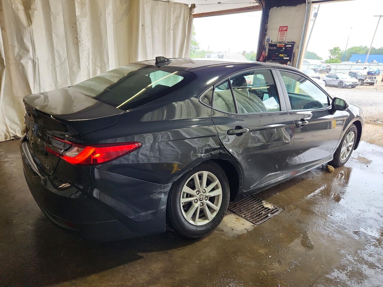 2026 TOYOTA CAMRY LE — снимка 3
