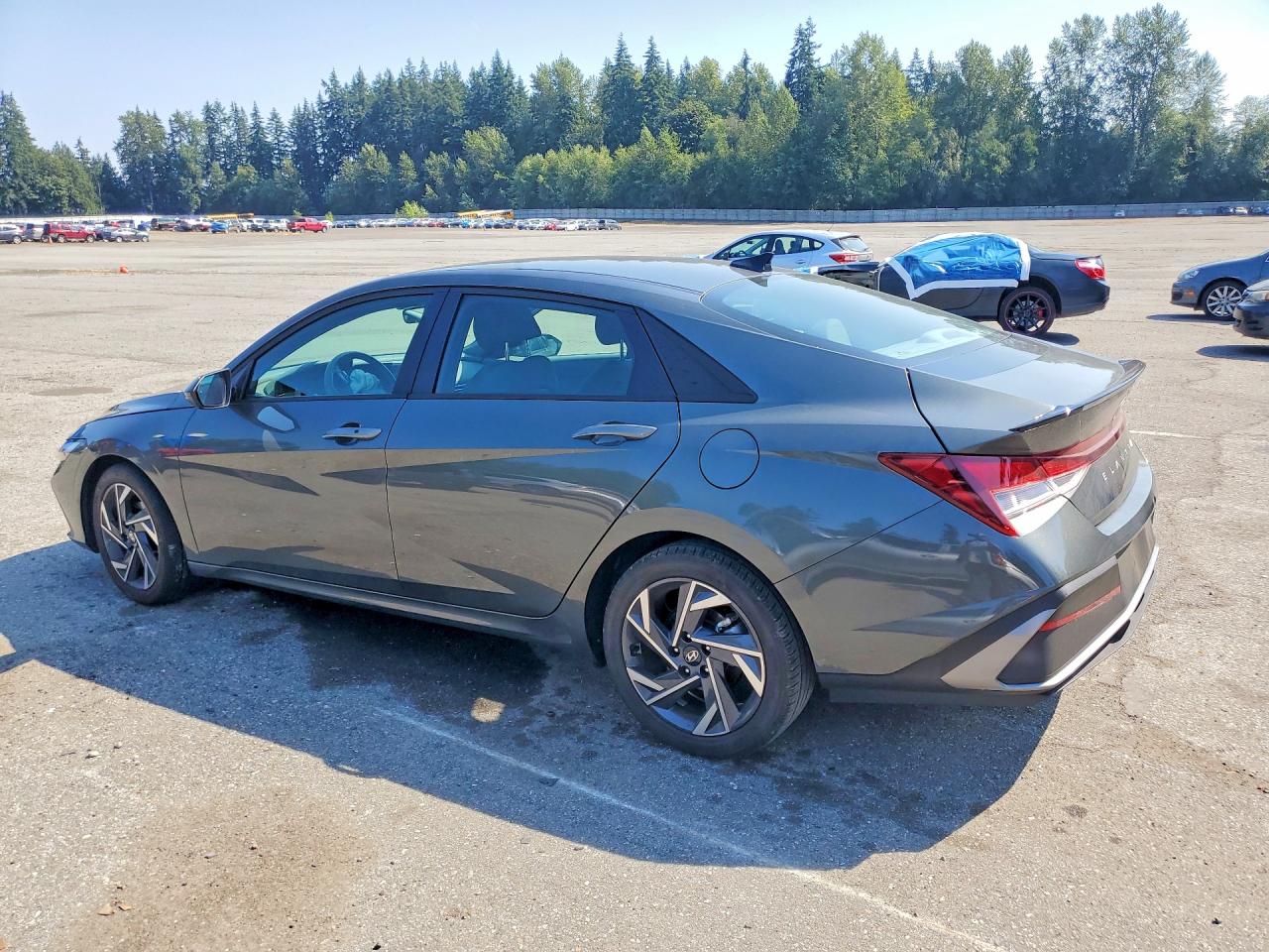 2025 HYUNDAI ELANTRA SEL SPORT — снимка 2