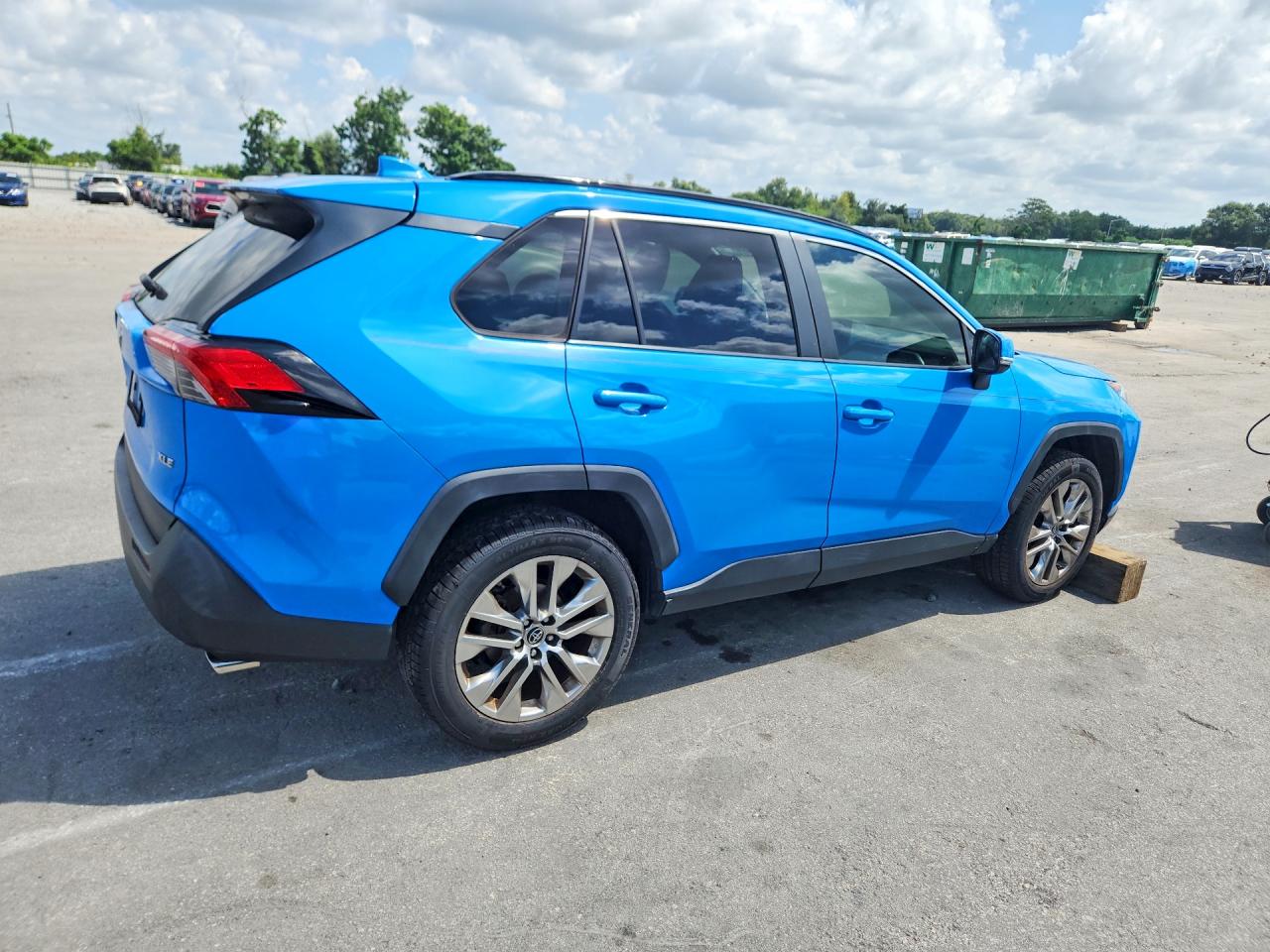 2019 TOYOTA RAV4 XLE PREMIUM — снимка 3